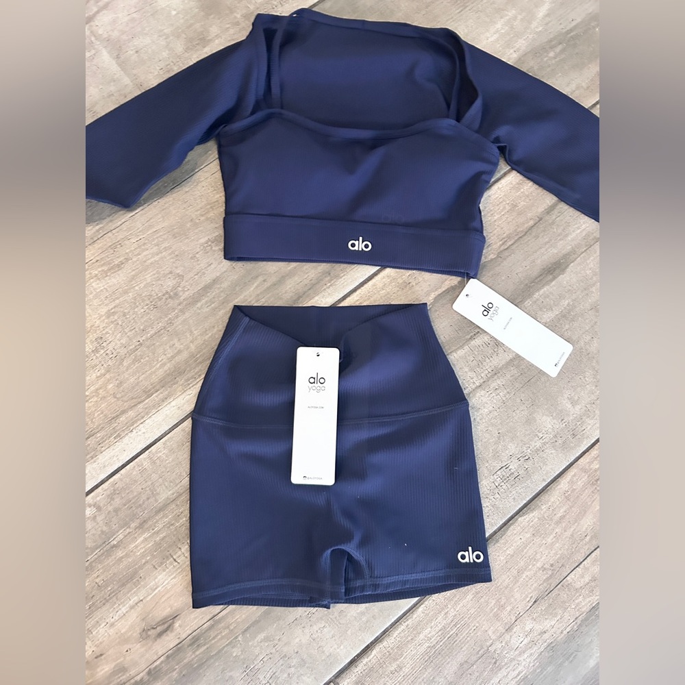 ALO Yoga Deep Blue Activewear Set